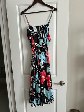 SHEIN Black Maxi Dress with Red & Light Blue Tropical Print